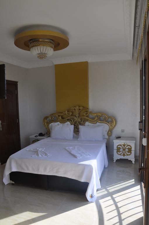 Alev Palace Otel Arsuz Kamer foto