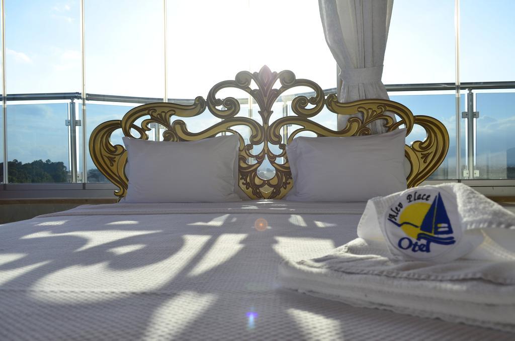 Alev Palace Otel Arsuz Buitenkant foto